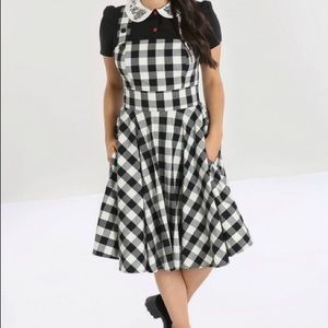 Hell Bunny hellbunny gingham pinafore 4x pockets